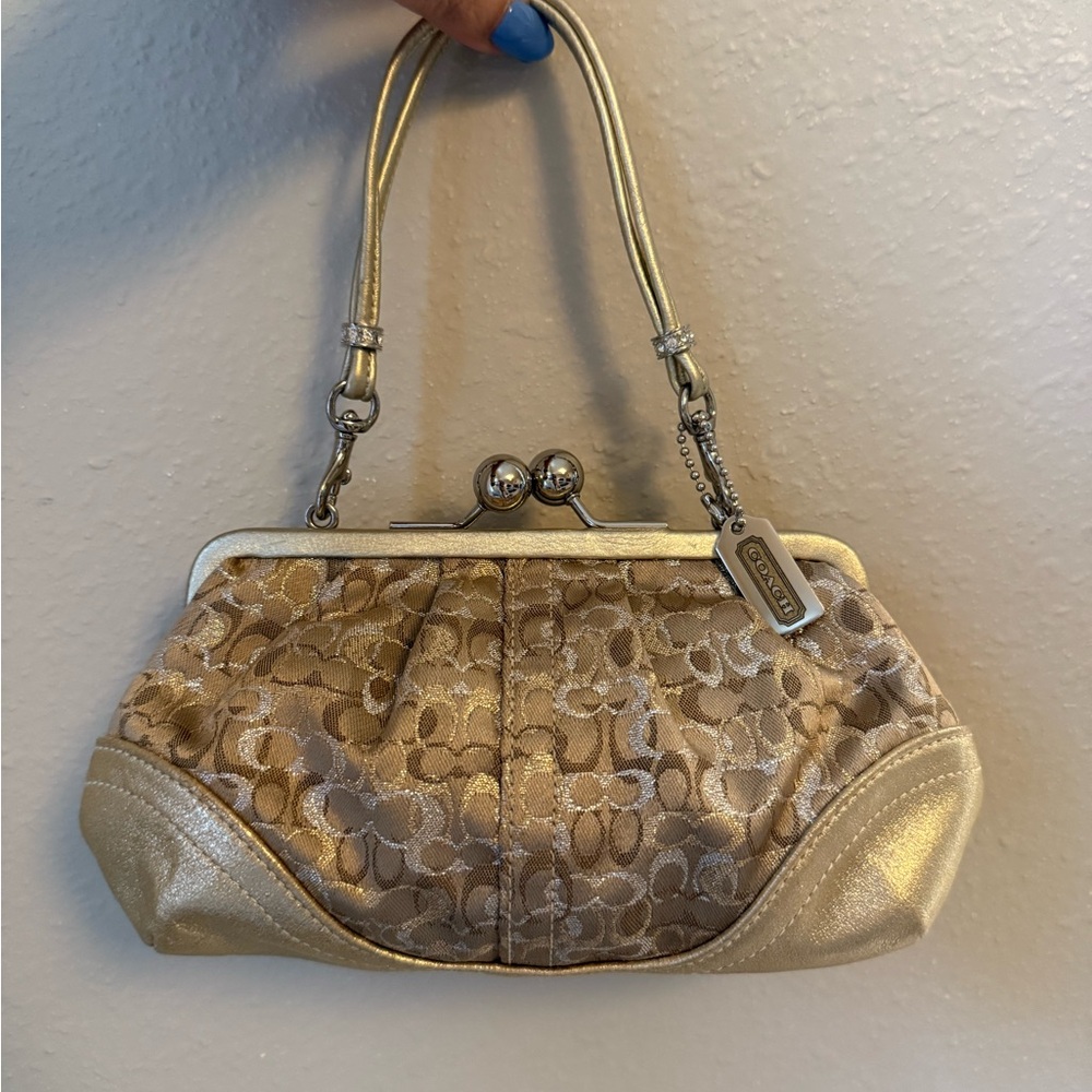 Coach Lurex Good Chenille Signature C Framed Kiss Lock Clutch Purse Limited